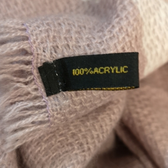 🎉SALE 2/$25🎉 - Picture 4 of 5